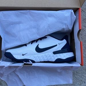 Womens Nike Turf shoe size 7.5